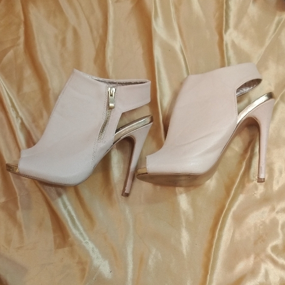 Charlotte Russe Cream Peep-Toe Stiletto Heels - Picture 2 of 6